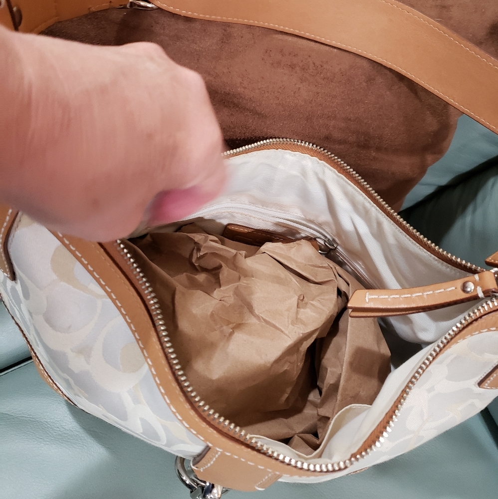 Vintage Coach signature Canvas shoulder bag - Picture 10 of 16